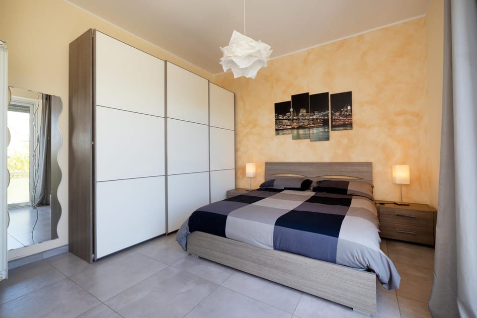 CASA MATILDE - Appartamento Vista Mare - con posto auto Apartment in Finale Ligure