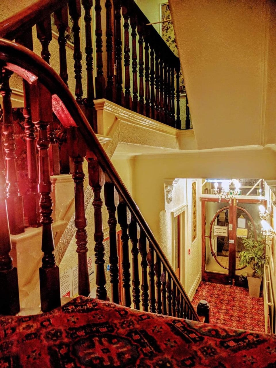 Gleneagles - Albert Road Bed and Breakfast in Blackpool