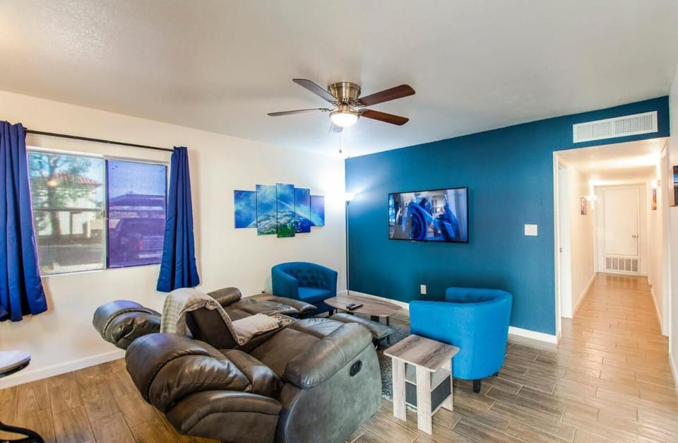 44A Modern Casa Grande large 1bd w heated pool 44A House in Casa Grande