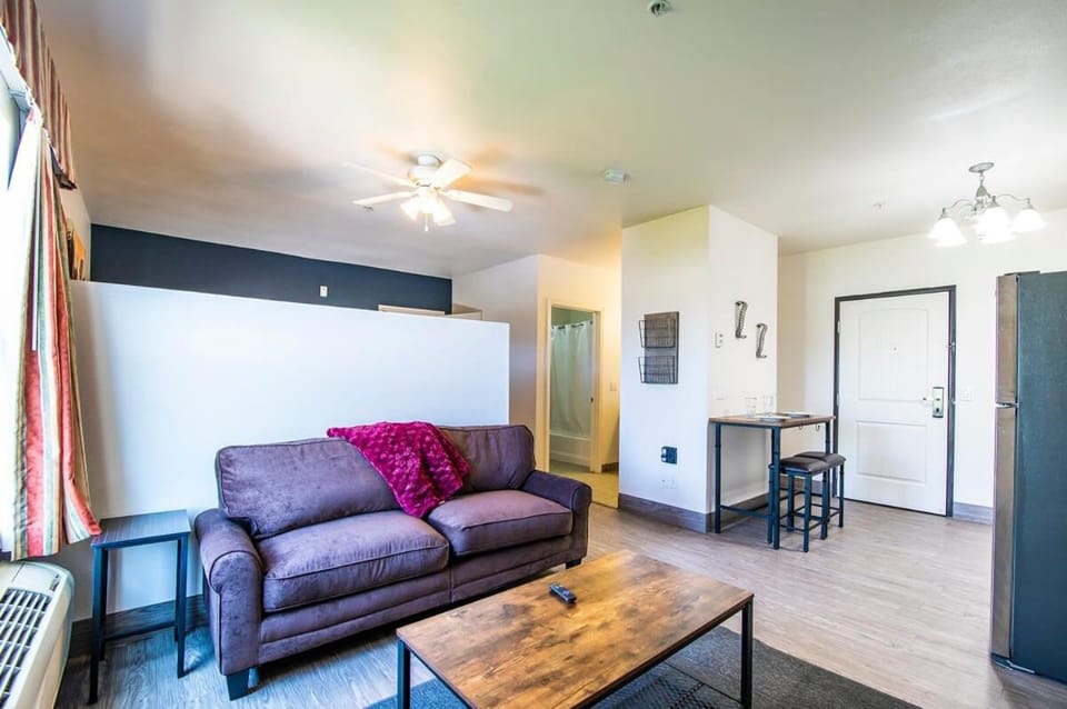 Vistas 316- Renovated Sierra Vista in style sleeps 5 Apartment in Sierra Vista