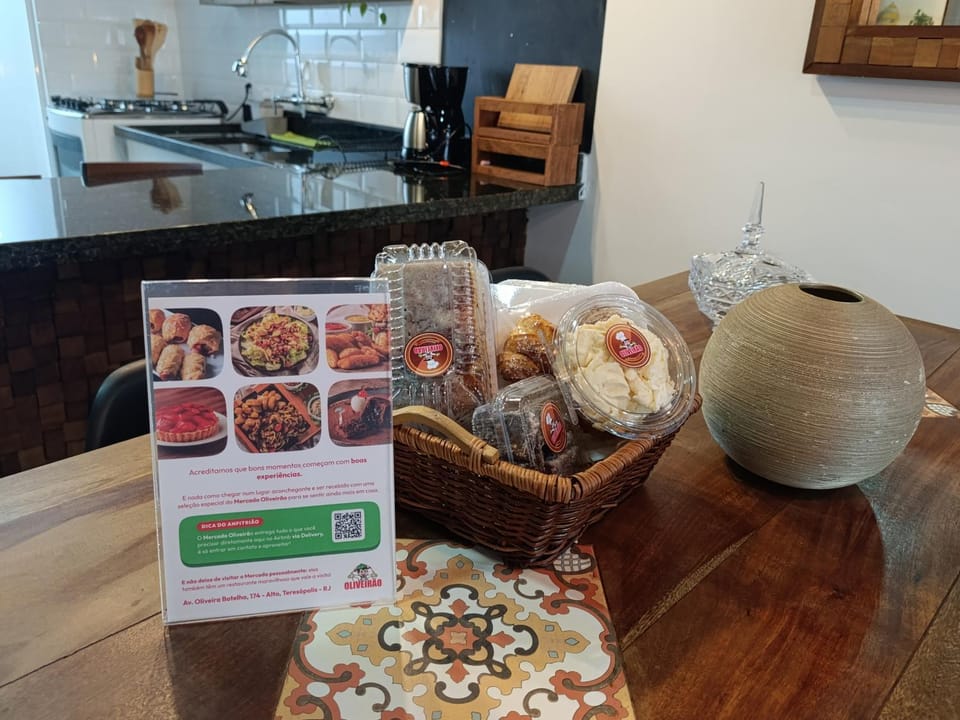 Kitchen or kitchenette, Food and drinks, Food, stove