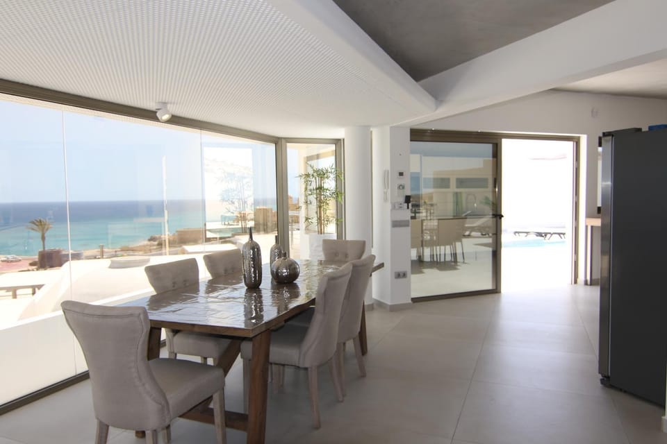Dining area, Sea view