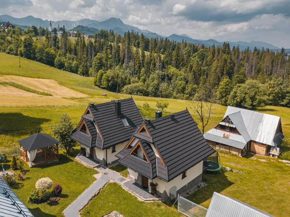 Bird's eye view, Garden view, Mountain view