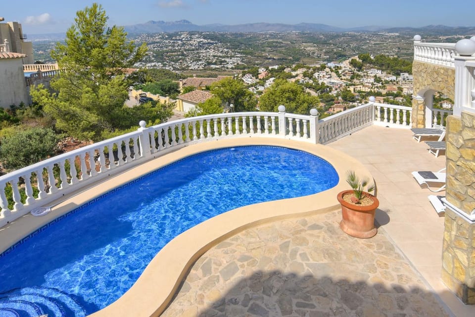 City view, Swimming pool