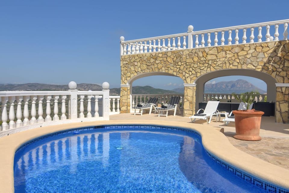 Mountain view, Swimming pool