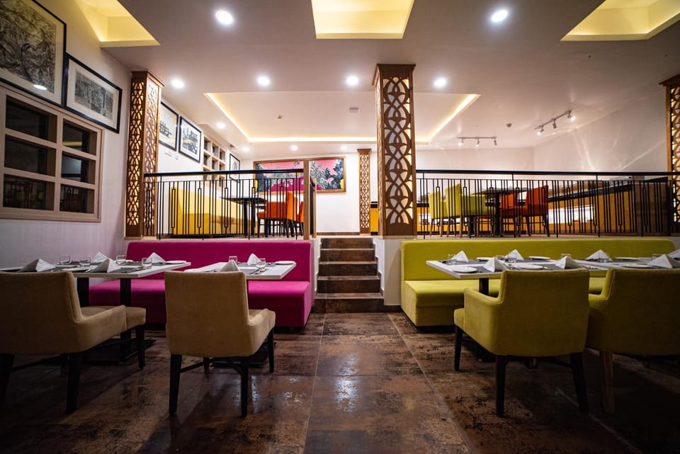 Restaurant/places to eat, Continental breakfast, Buffet breakfast, Asian breakfast, Italian breakfast, English/Irish breakfast, Lunch, Dinner