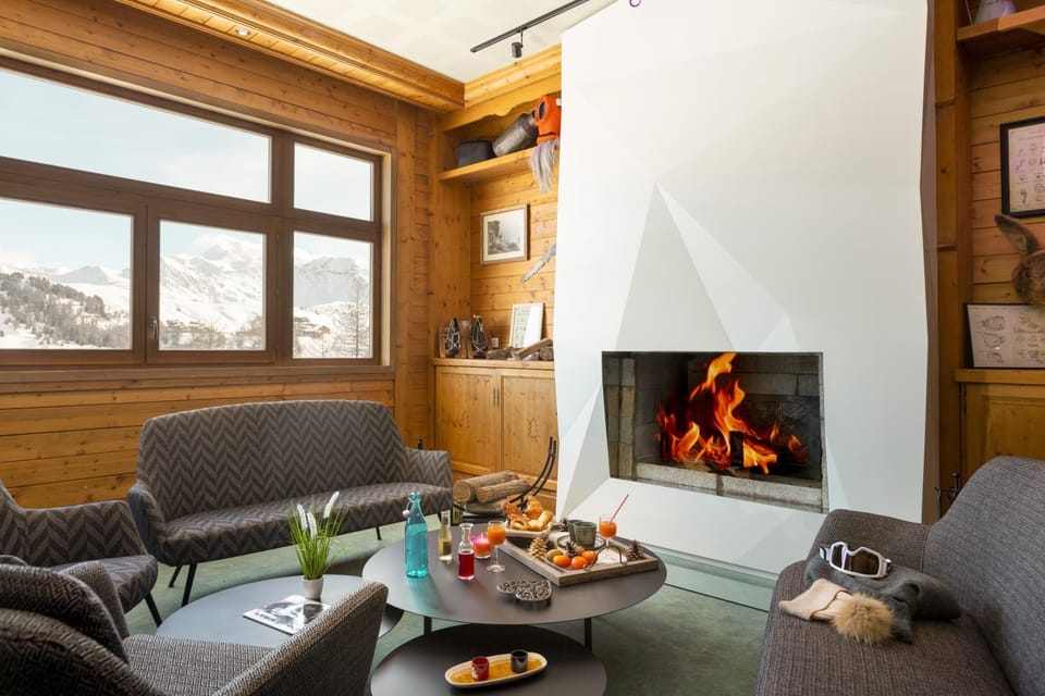Lounge or bar