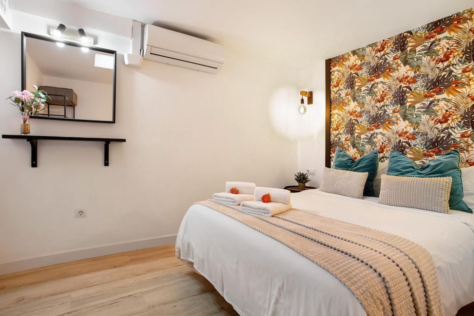 Living room, Bedroom