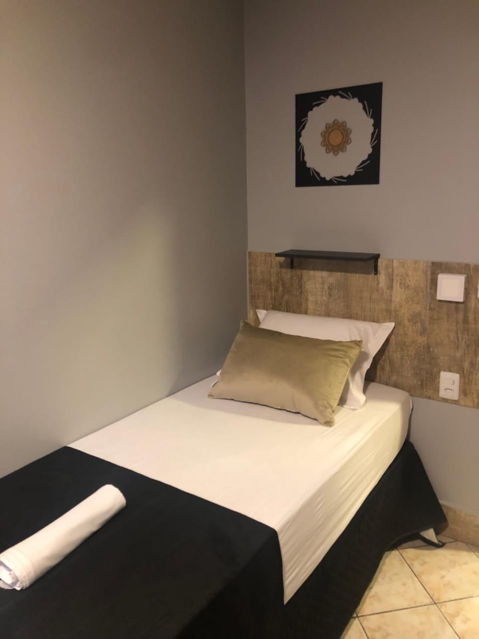 D Suítes - Checkin ate 21 Hs - ZAP pras coordenadas de acesso - Dois ENDEREÇOS Hotel in Goiania