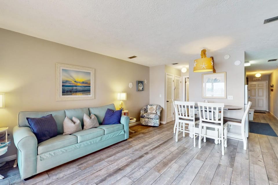 Polynesian Village - Unit 222 Apartment in Panama City Beach