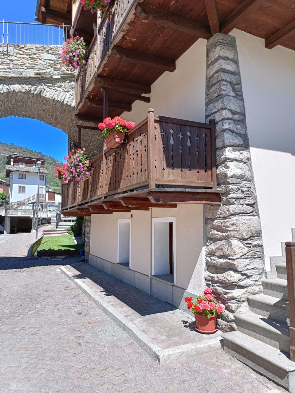 Lo PONTON Apartment in Aosta Valley, Italy