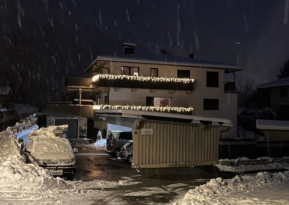 Appartement Schneekristall Apartment in Salzburgerland
