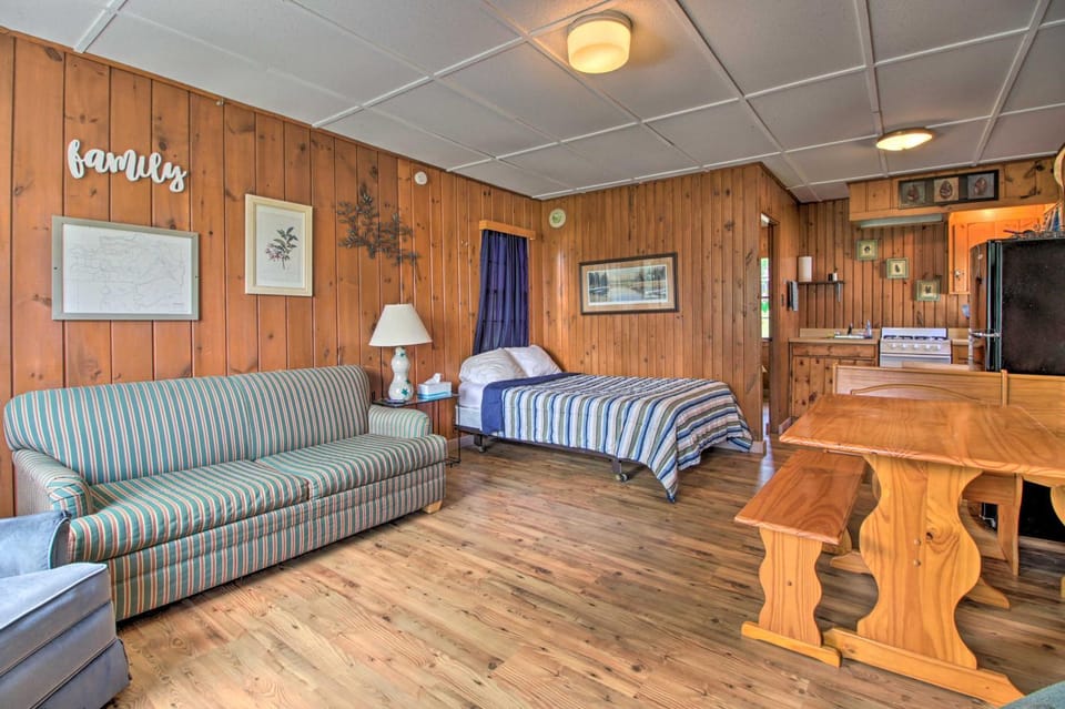 Leisurely Lake Retreat: Boat Rentals & Fishing! House in Minnesota