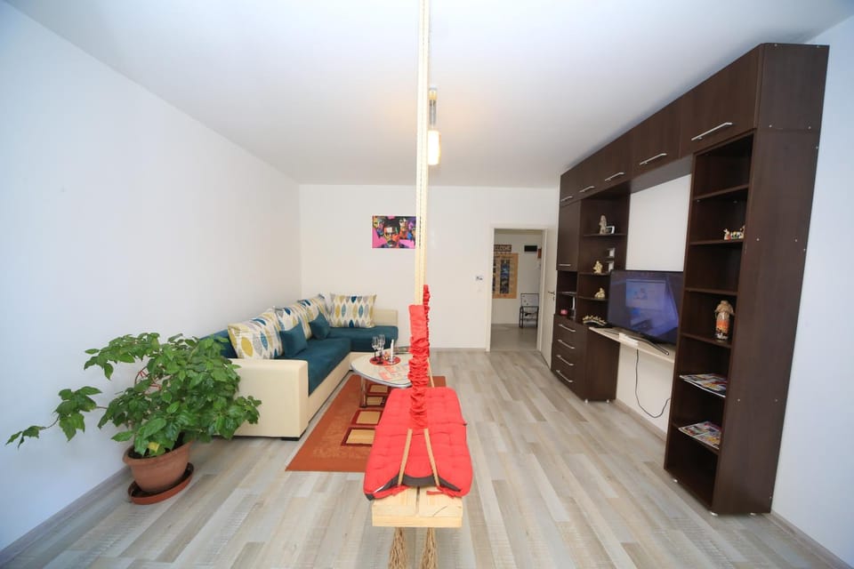 Library, TV and multimedia, Living room, Seating area