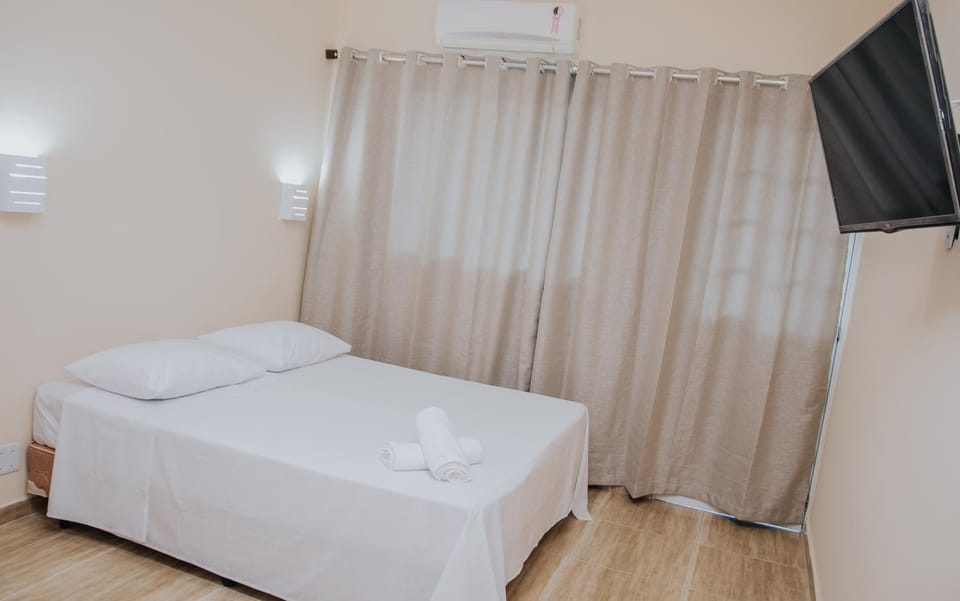 Pousada La Brisa Hotel in State of Rio de Janeiro