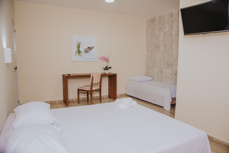 Pousada La Brisa Hotel in State of Rio de Janeiro