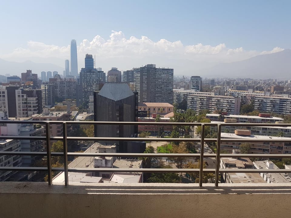 Balcony/Terrace, City view