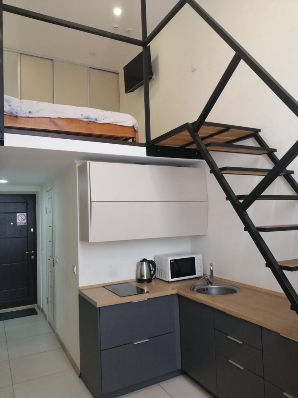 Communal lounge/ TV room, Photo of the whole room