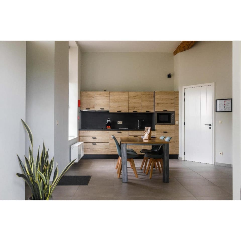 Coffee/tea facilities, Dining area, pet friendly, kitchen