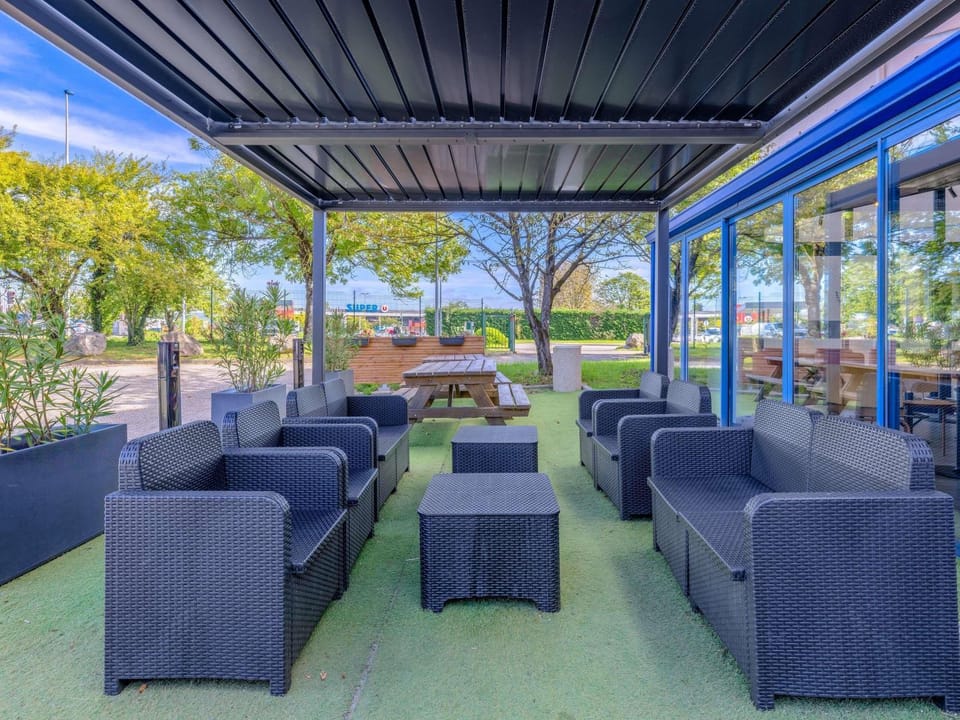 Property building, Patio, Day