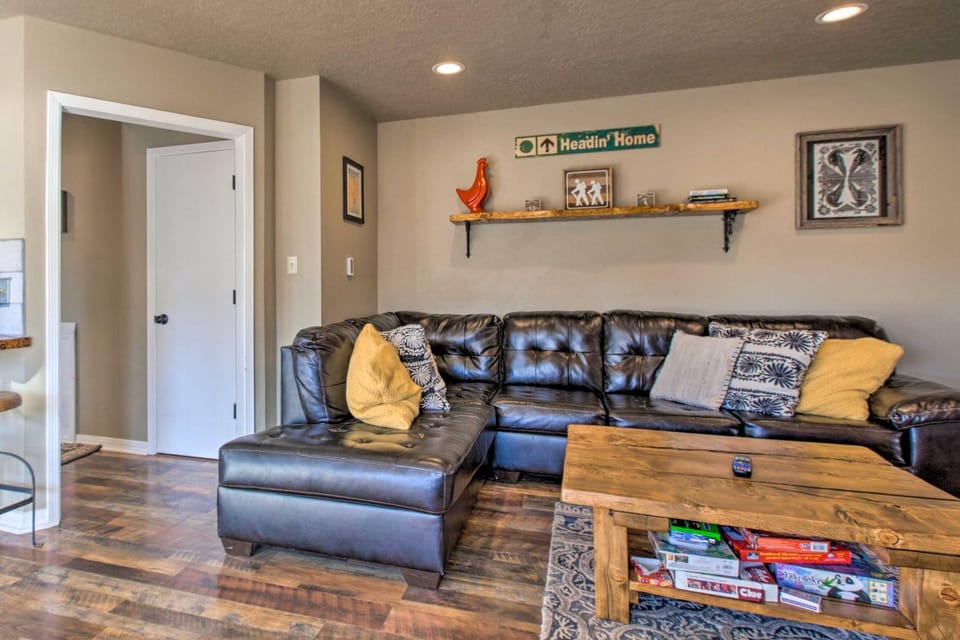 Modern Mountain Retreat w/ Views: Ski, Golf & Hike House in Angel Fire