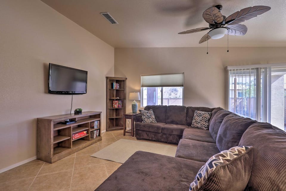 Inviting Retreat w/ Patio < 1 Mi to Colorado River House in Bullhead City