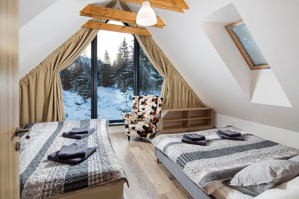 Bed, Natural landscape, Winter, Bedroom
