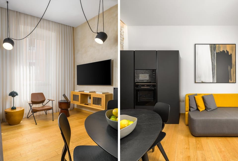 Kitchen or kitchenette, Living room, Dining area