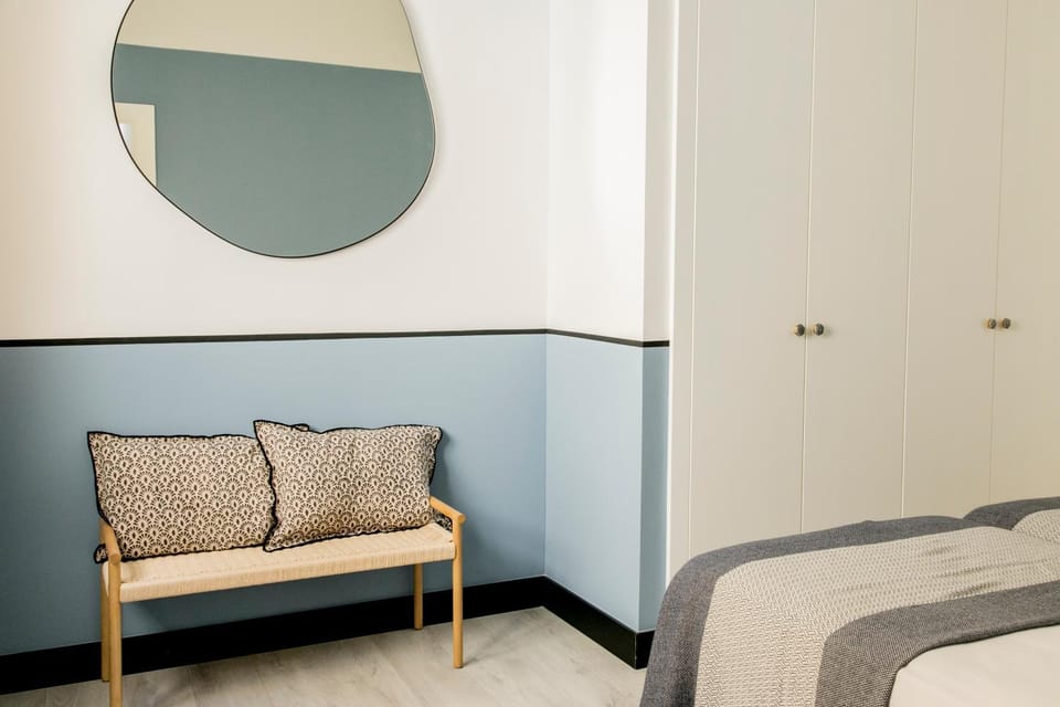 Bed, Photo of the whole room, Decorative detail, Bedroom, hair dresser, wardrobe