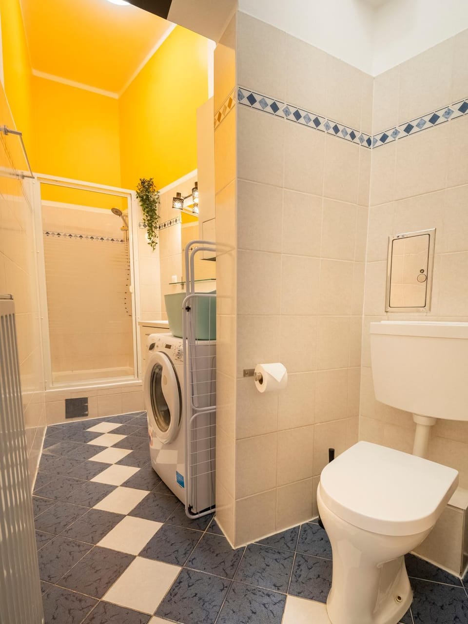 Shower, Toilet, Bathroom, washing machine