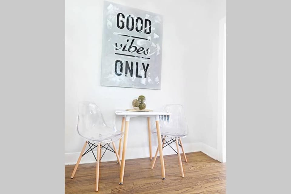 Global Cup Dallas Native, Lower-Greenville Ave Area Apartment in Dallas