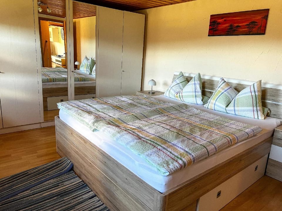 Bed, Photo of the whole room, Bedroom, wardrobe