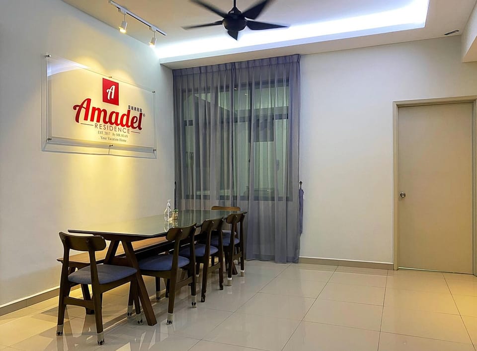 Seating area, Dining area, Logo/Certificate/Sign