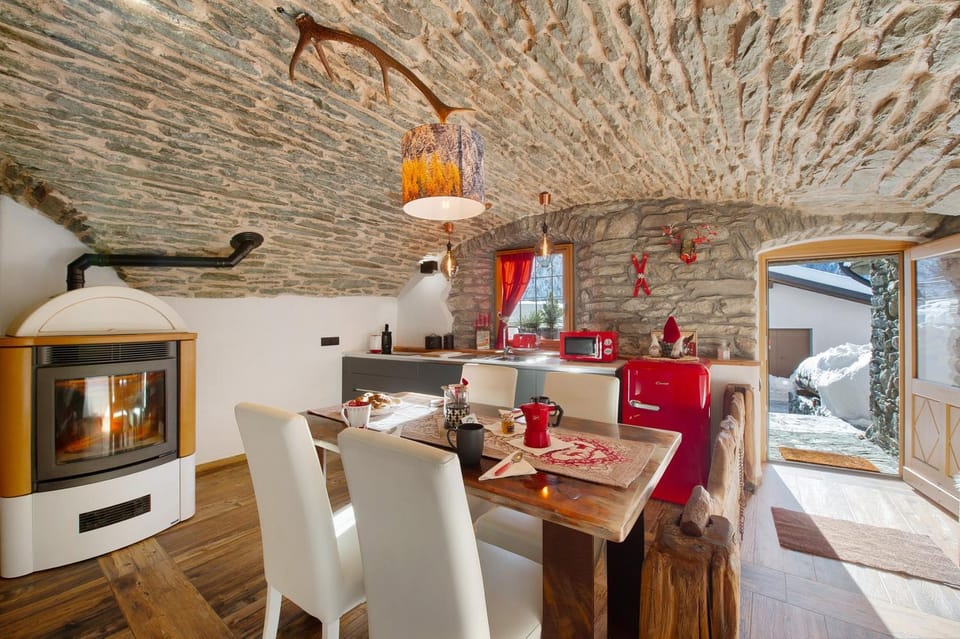 Property building, Living room