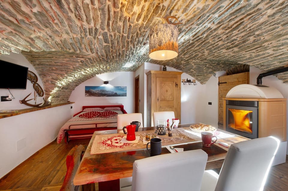 Property building, Living room