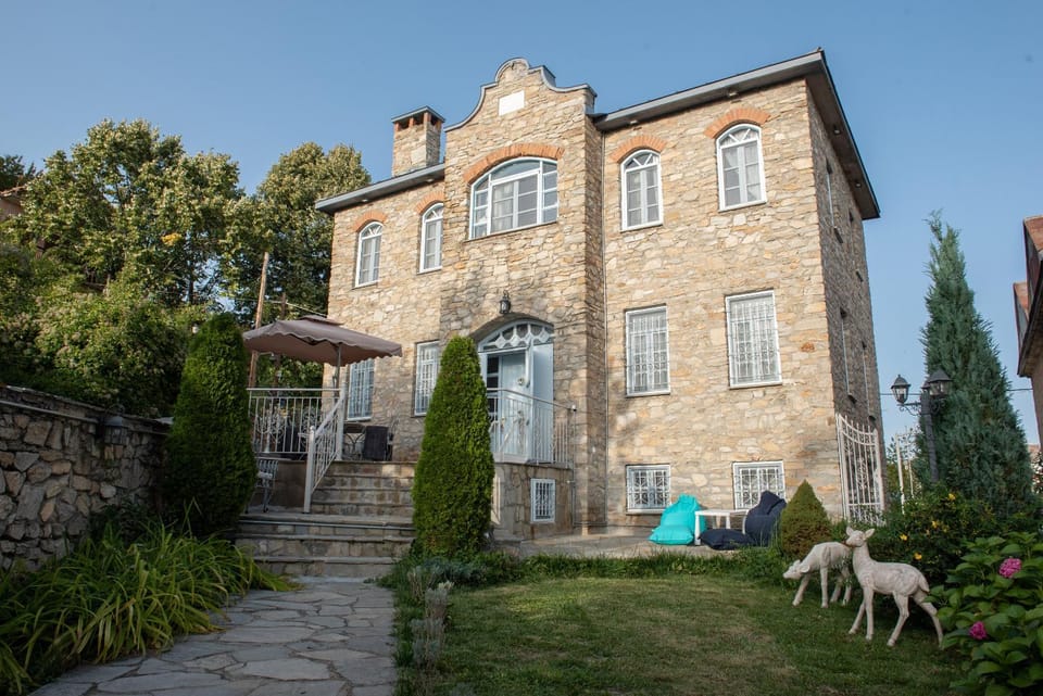 Property building, Garden