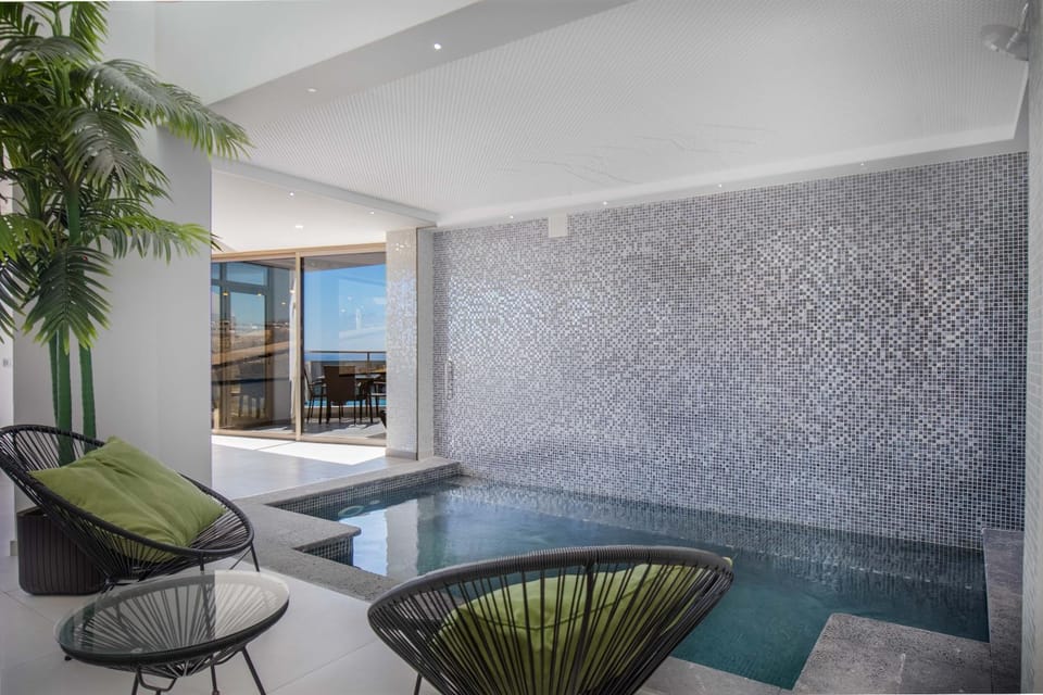 Living room, Pool view, Swimming pool