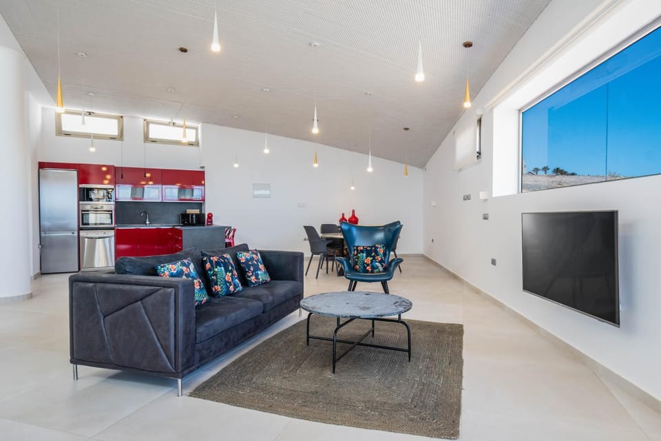 TV and multimedia, Living room, Dining area