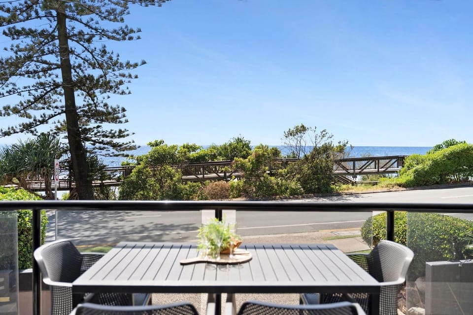 Unit 1 Phoenix House in Coolum Beach