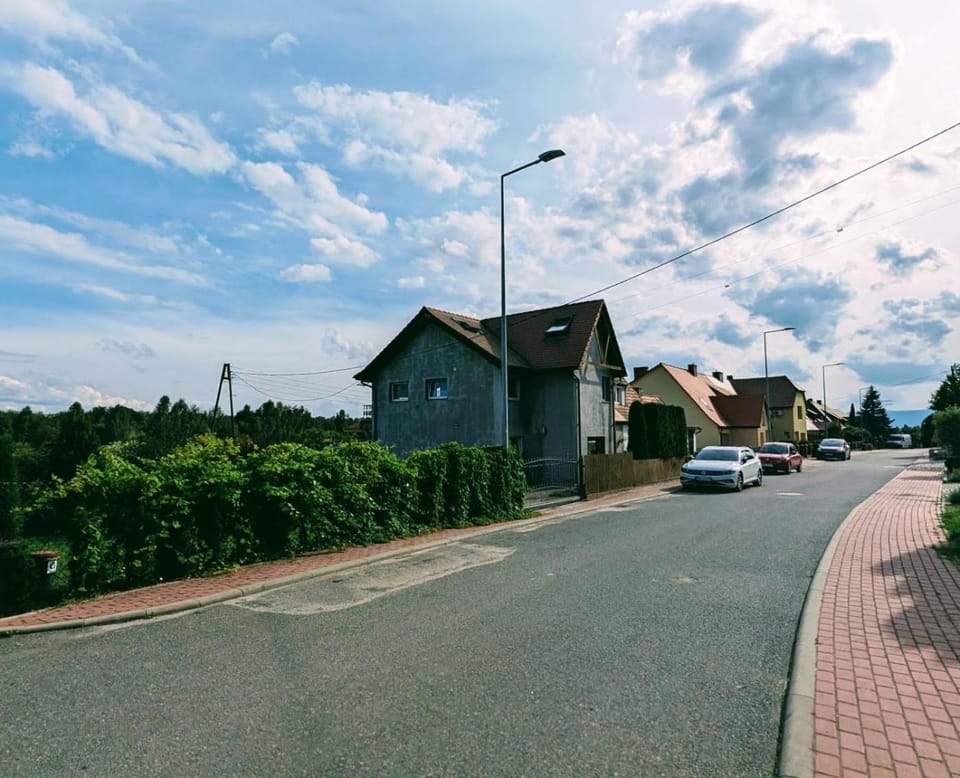 Street view, Quiet street view