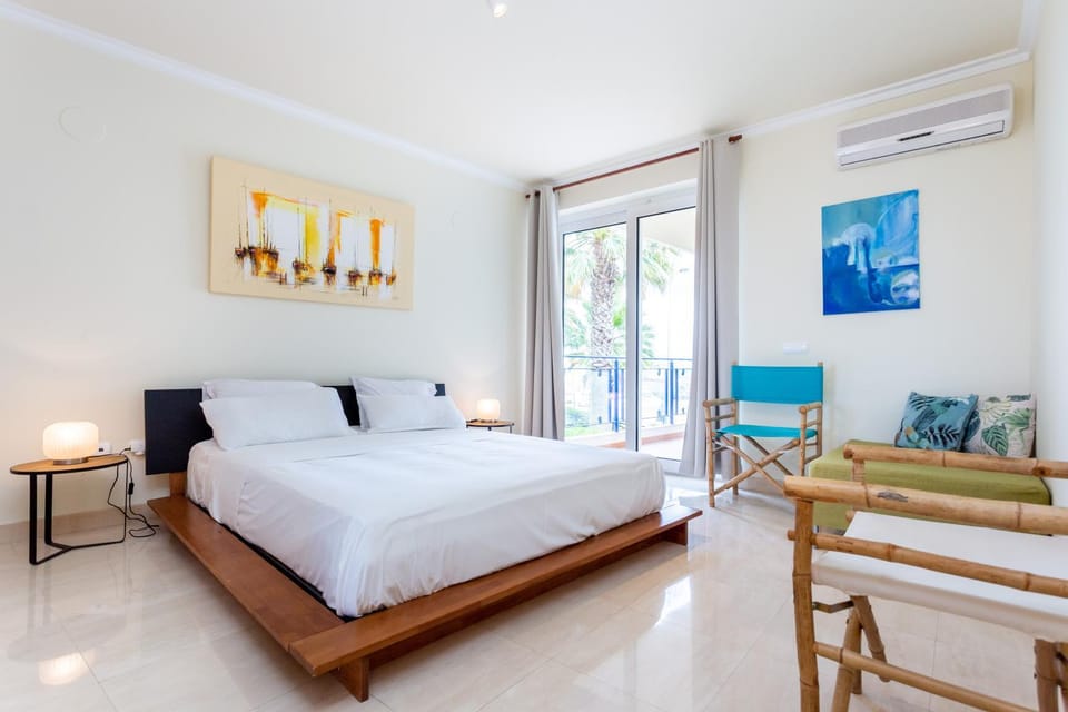 Casa Azul luxury apartment (4p) Lagos, Meia Praia Apartment in Lagos