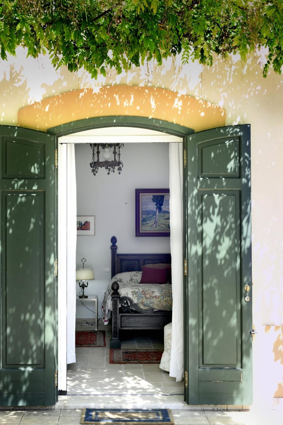 Patio, Day, Bedroom
