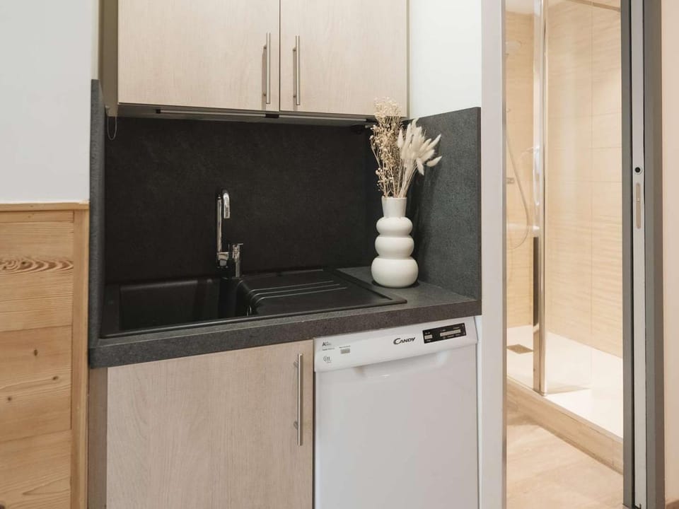 Apt cosy 4 pers, 2 ch, rénové, départ ski aux pieds Apartment in Les Allues