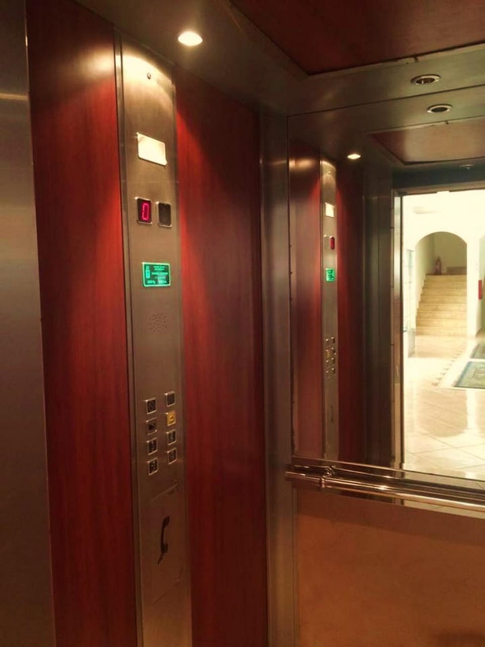 Area and facilities, elevator