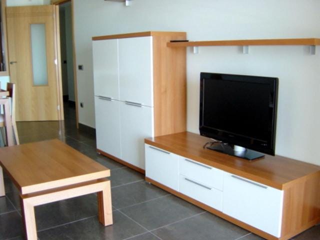 Communal lounge/ TV room, TV and multimedia, Dining area