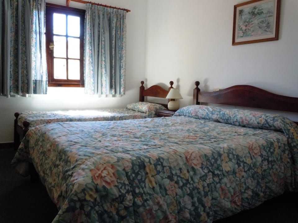 Day, Photo of the whole room