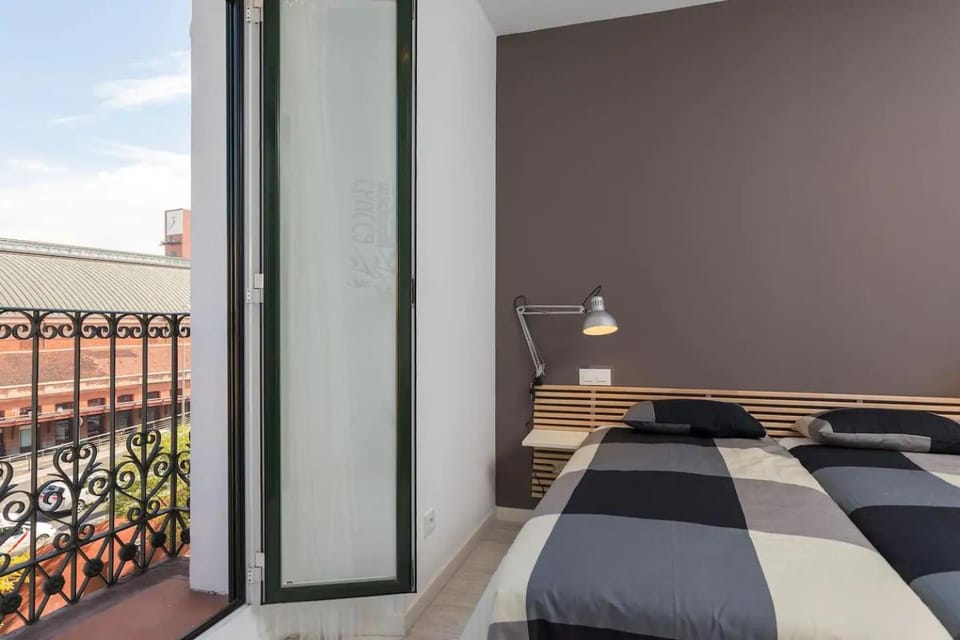 ººMZ Atocha Station Studio ºº Apartment in Centro