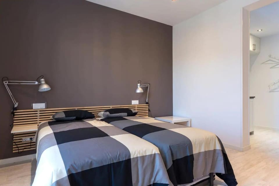 ººMZ Atocha Station Studio ºº Apartment in Centro