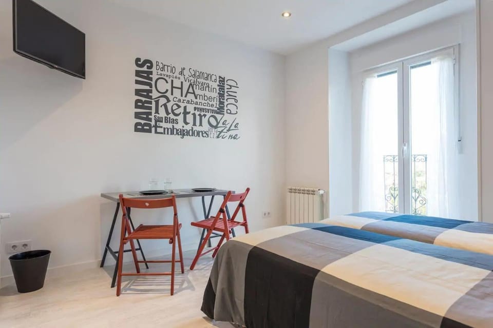 ººMZ Atocha Station Studio ºº Apartment in Centro