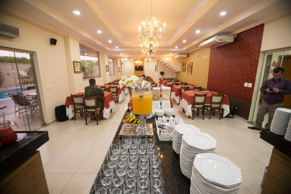 Restaurant/places to eat, Food and drinks, Food, Meals, Breakfast, Buffet breakfast